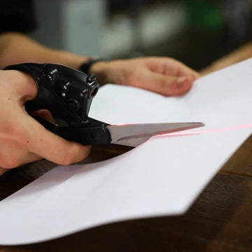 ✂️ Tijeras Profesionales con Guía Láser – ¡Cortes perfectos al primer intento!