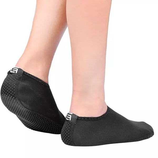 Zapatos Acuaticos - la solución antideslizante perfecta para tus pies en agua y arena.